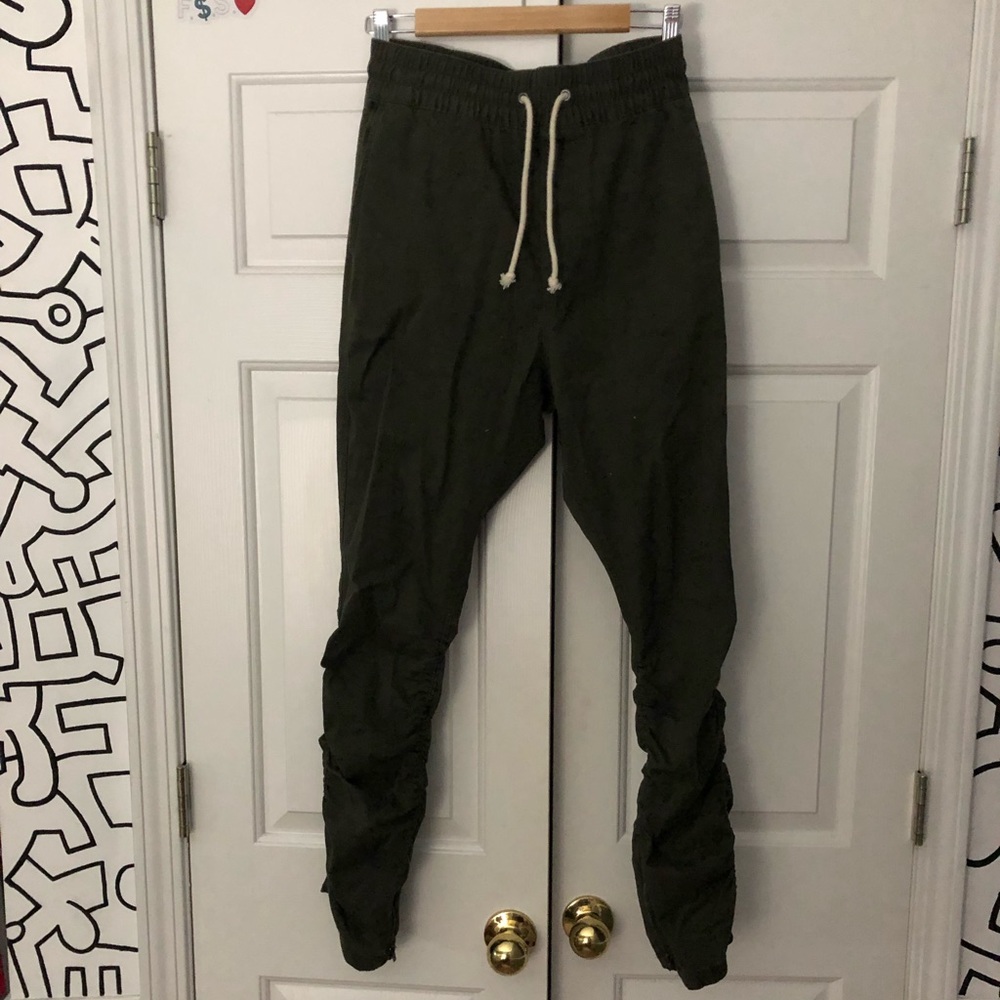 H and m skinny joggers